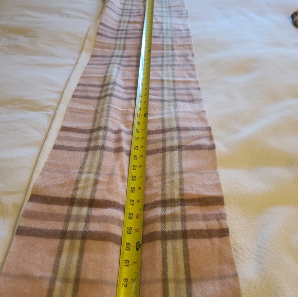 Wool and cashmere scarf - Picture 4 of 4